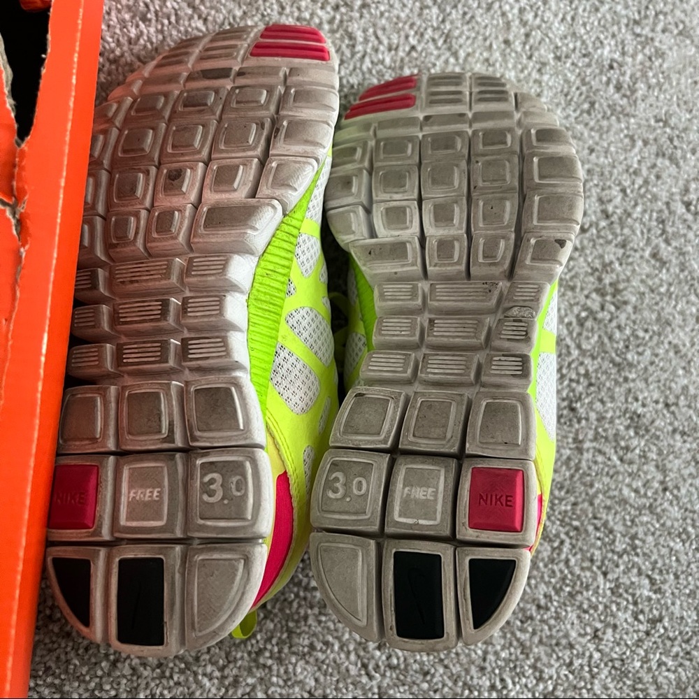 Nike Free 3.0 V3 Volt Yellow Neon Pink Athletic Shoes Sneakers - Picture 6 of 9
